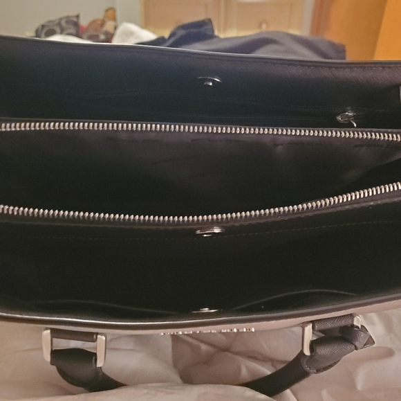 Purse - Picture 3 of 4